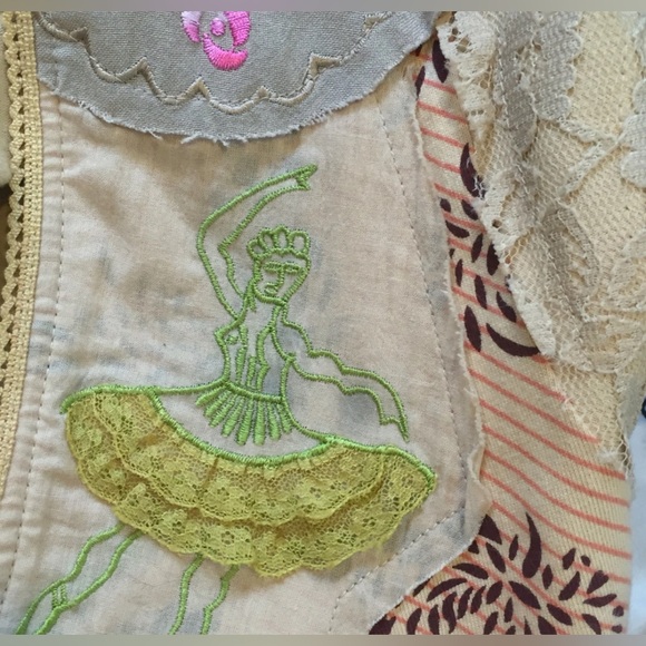 📍SOLD📍RARE FREE PEOPLE APPLIQUÉ W/PINK OBI BELT CAP SLEEVE COTTON TOP-M - Picture 5 of 10